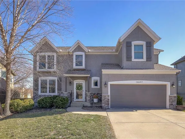 14697 S Gallery St, Olathe, KS 66062