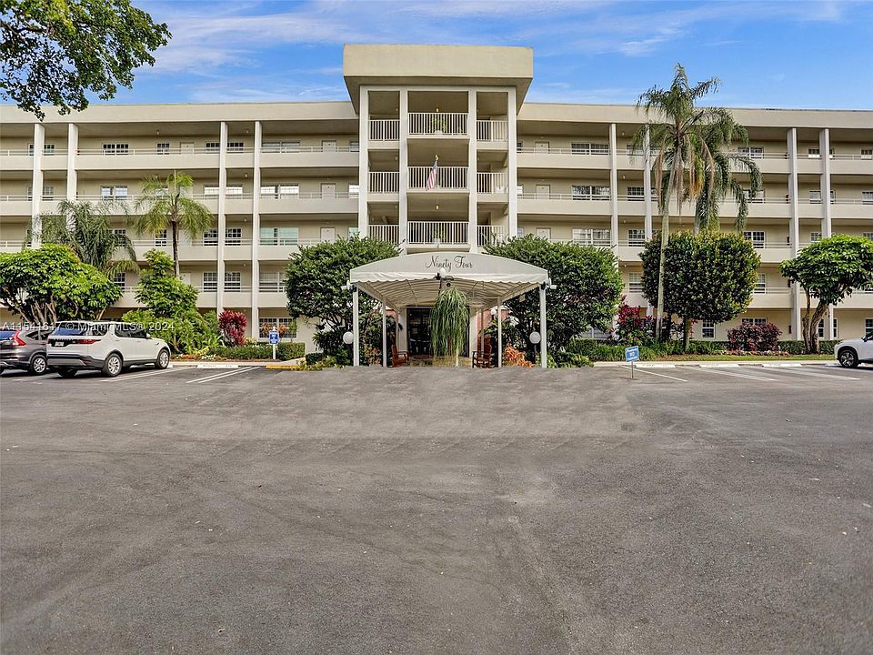 1st image of 808 Cypress Blvd APT 201