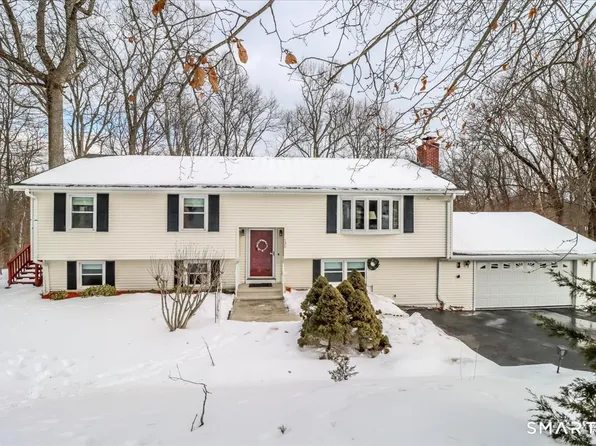 135 Parsonage Hill Road, North Branford, CT 06472