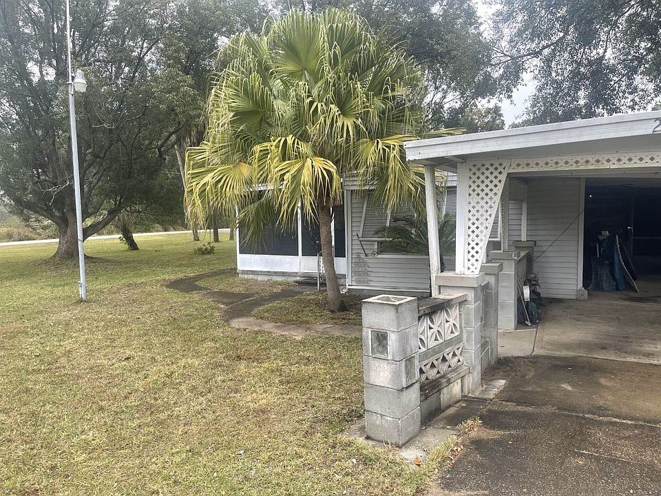 1st image of 2121 E Claradge Ave