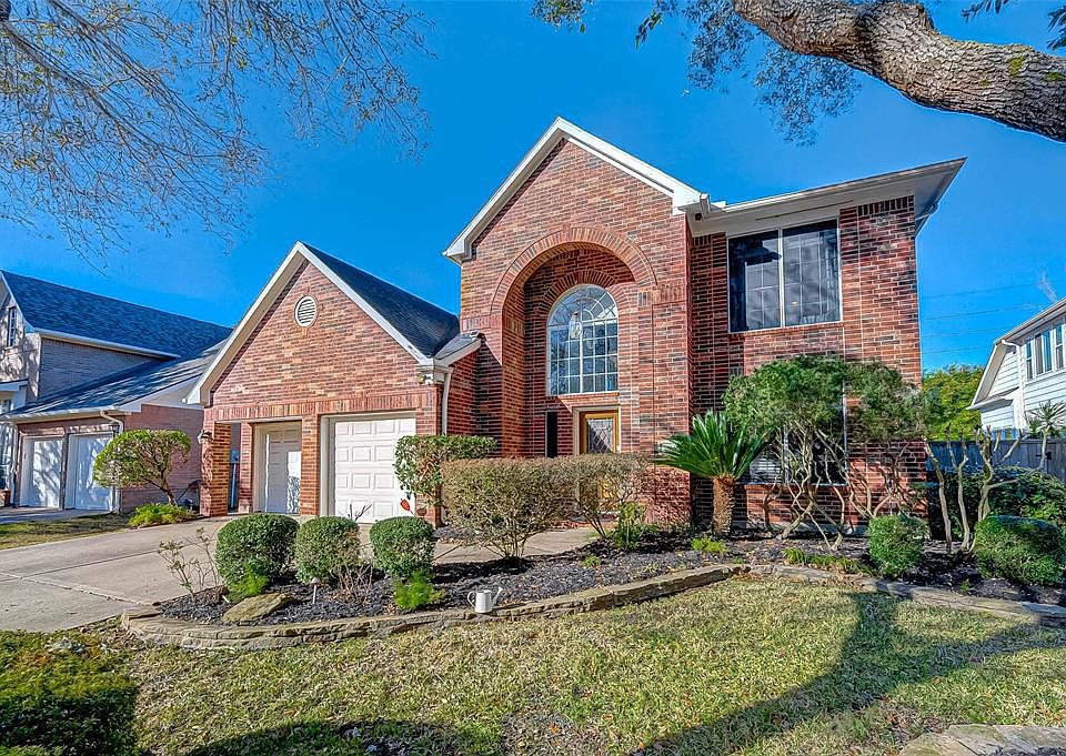 1st image of 5814 Brook Bend Dr