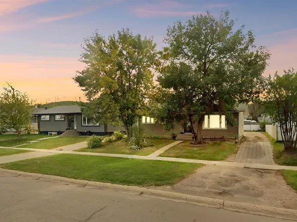 66 NE Centennial Dr, Wood Buffalo, AB T9H 1J4