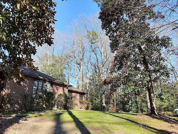 Front view bsmt entry side