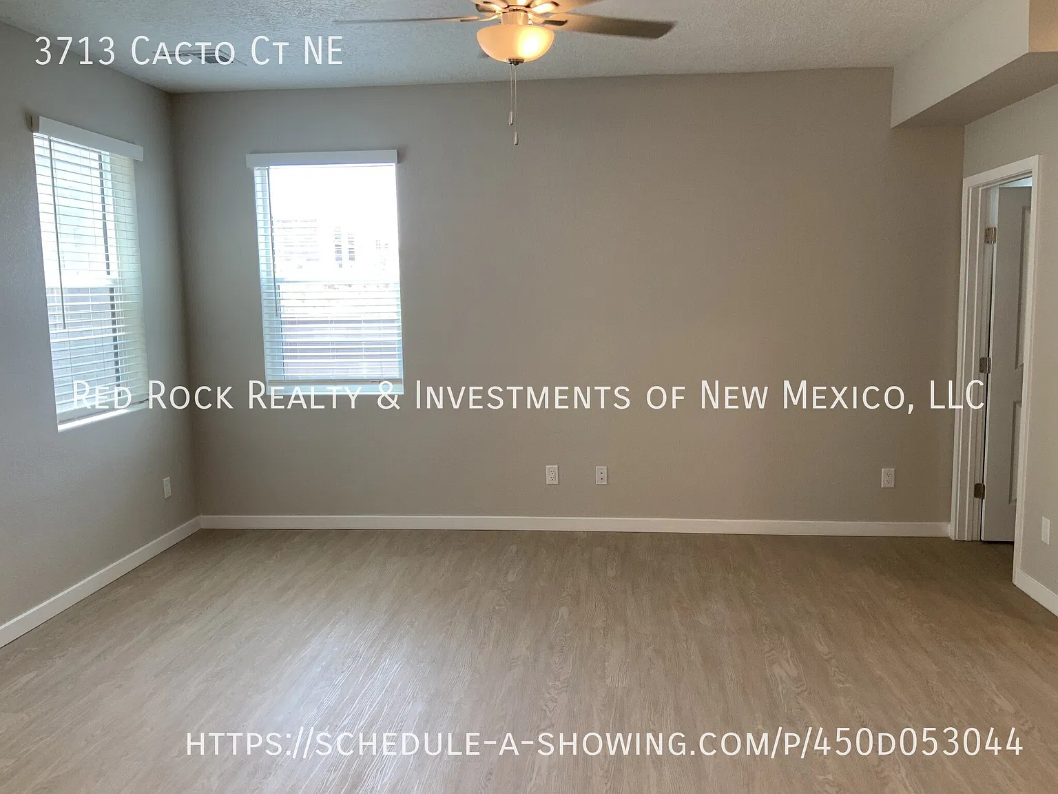 Newer 3BR/2.5BTH Luxury Townhome with 2 Car Garage! — Photo 2