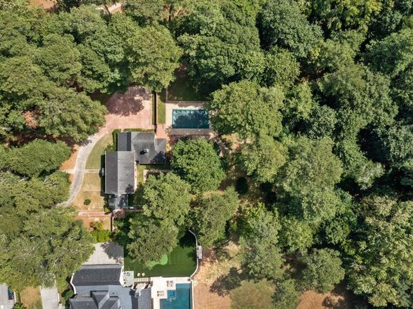 1790 Garraux Rd NW, Atlanta, GA 30327