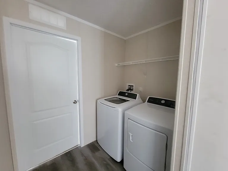 7416 Gillette Rd — Photo 15