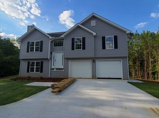 5487 Latham Manor Dr, Gainesville, GA 30506