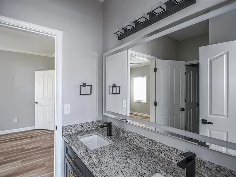 3338 Sims St — Photo 16