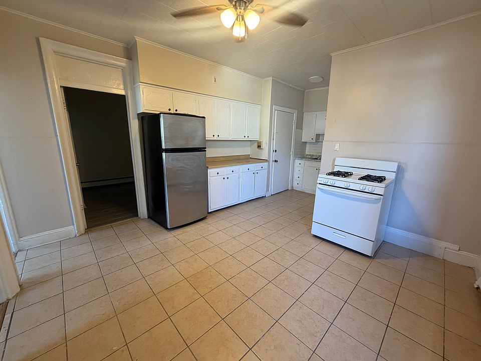 1st image of 69 W 53rd St #2B