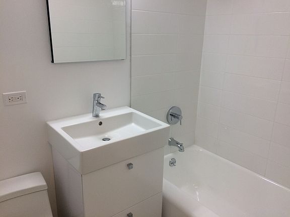 5th image of 141 E 33rd St APT 3C