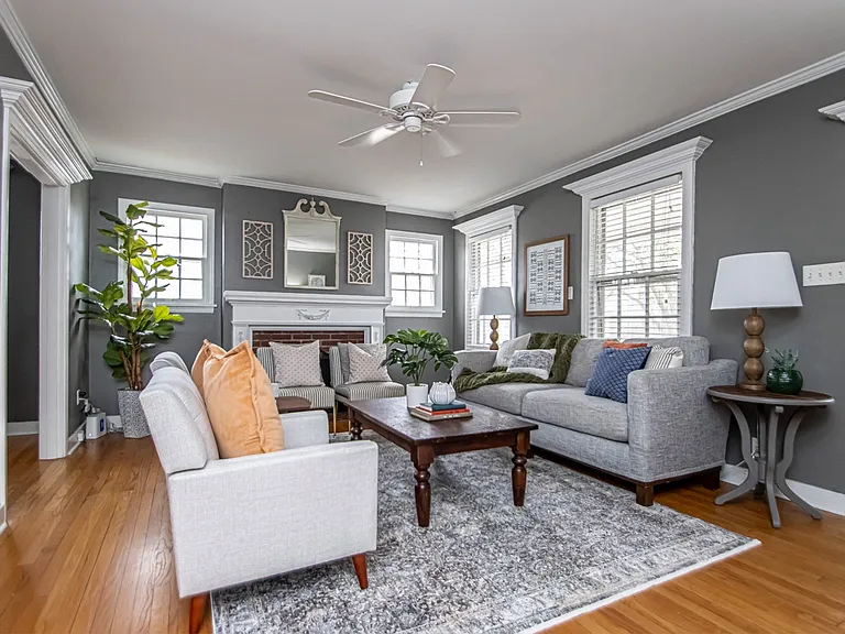 1616 N Grant St — Photo 18