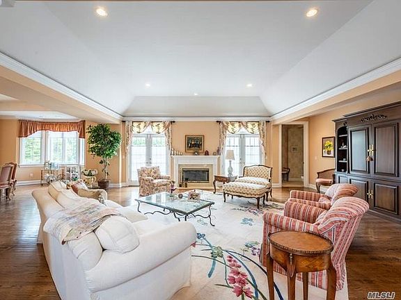5th image of 9 Cherrywood Ln