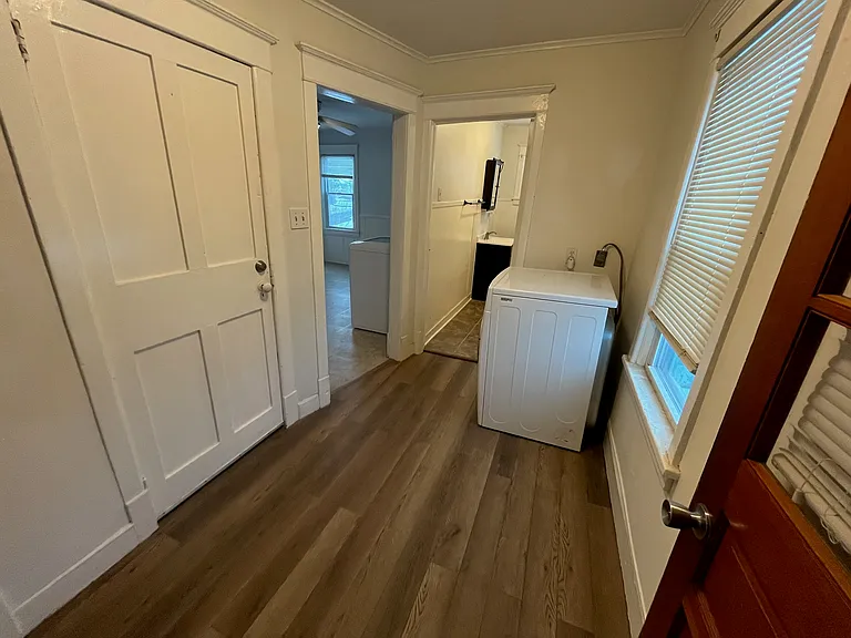 316-318 S Frankfort St #2 — Photo 13
