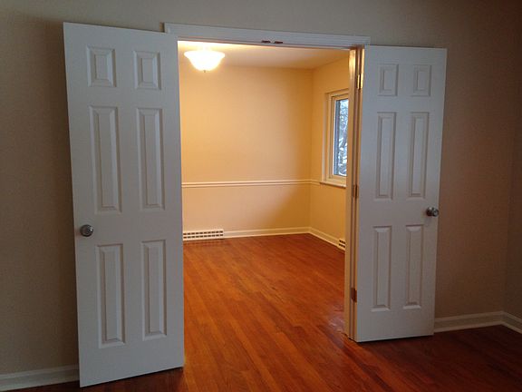 Flex study, bed or dining rm