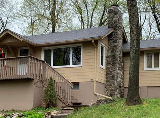 102 Poplar Ln, Vernon, NJ 07422