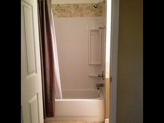 3rd image of 54702 Northern Ave #2