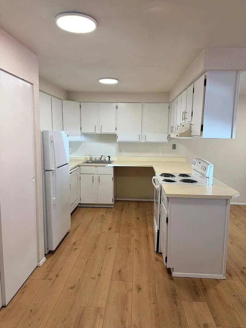 Viking Suites — Photo 1