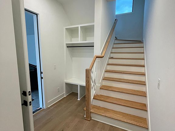 5th image of 1258 1st Ave S