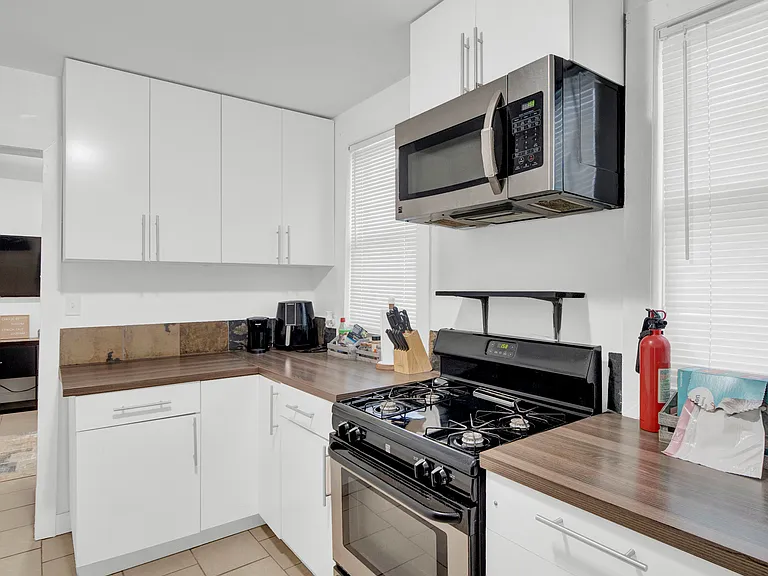1721 N Kimball Ave #2R — Photo 13
