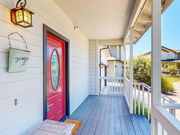 5th image of 3481 Banyan Street