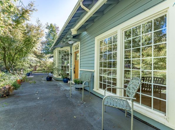 416 Oak Park Ave, Ukiah, CA 95482