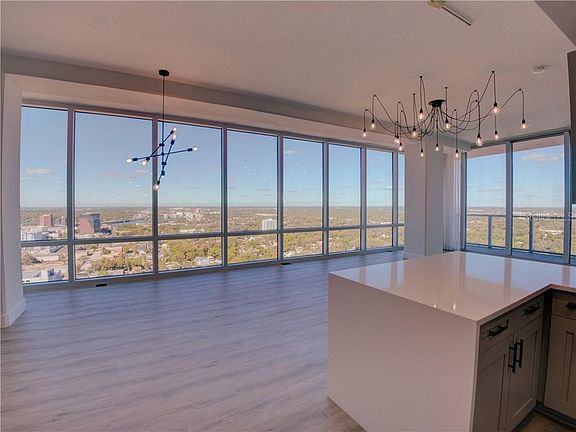 4th image of 150 E Robinson St #3109