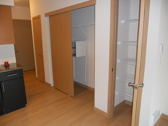 5th image of 123 N 103rd St Unit W405
