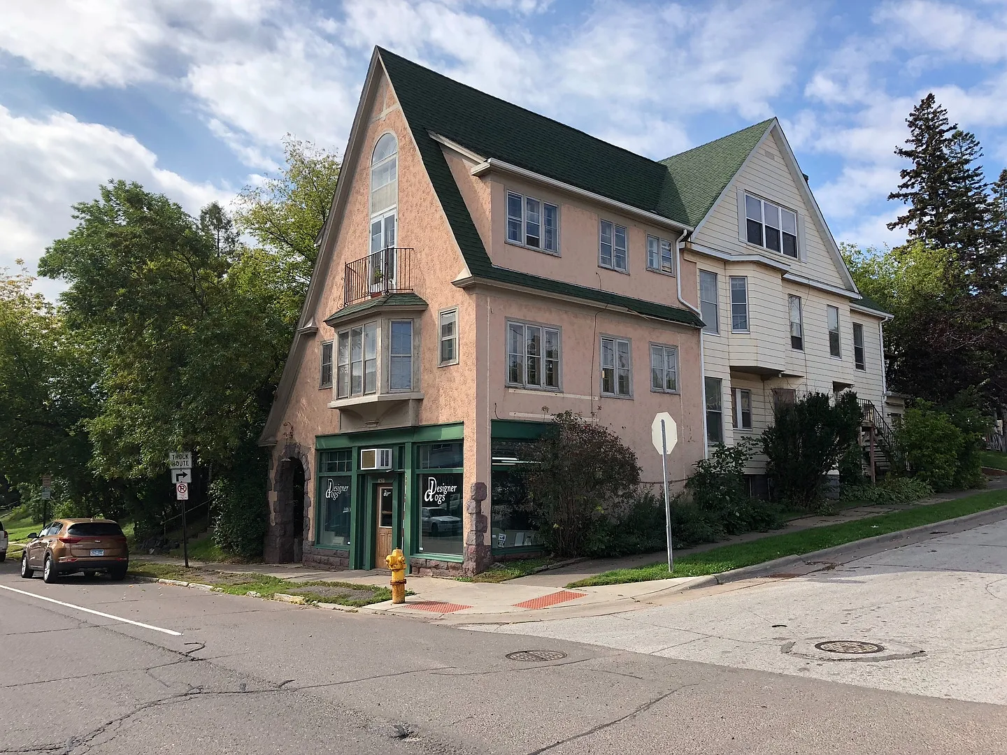 1431 6-Plex — Photo 1