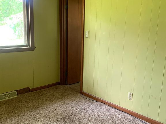5th image of 1010 W Burnett St
