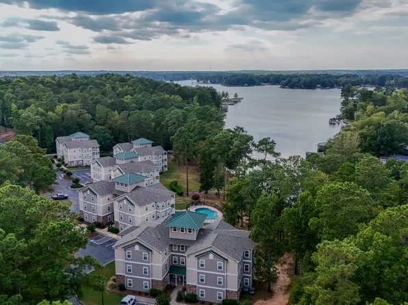 222 Sheffield Dr APT E4, Sparta, GA 31087