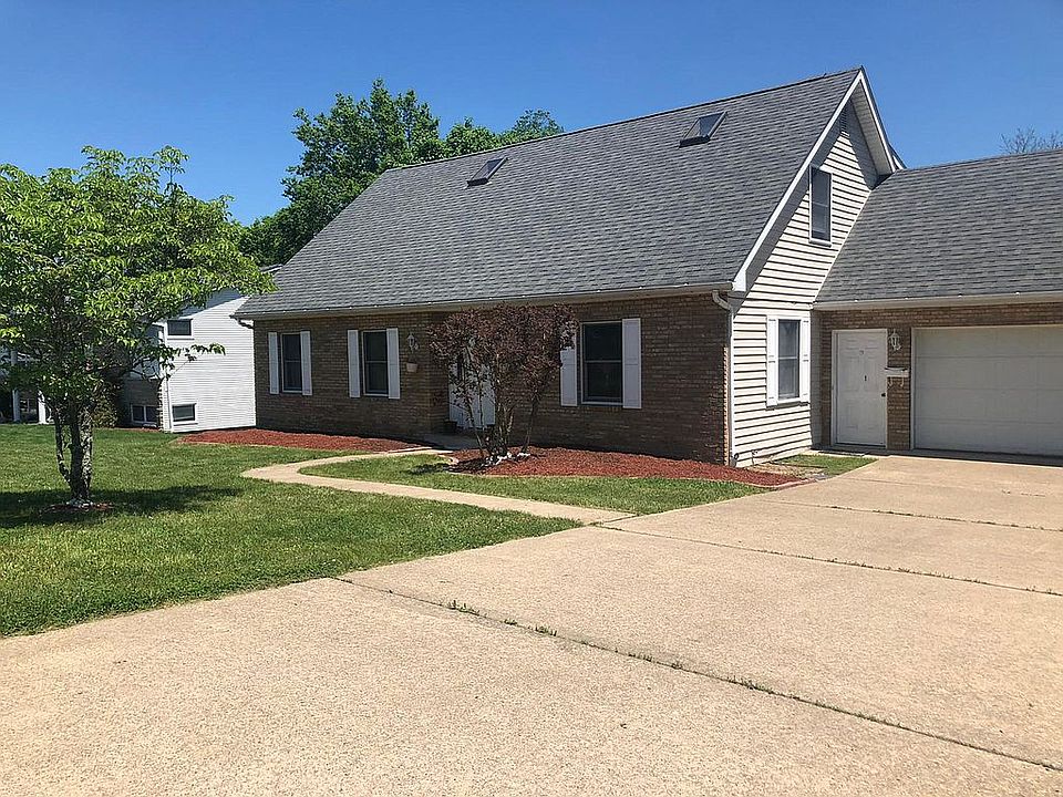 1st image of 217 Dennis Ln