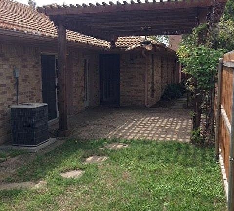 side yard