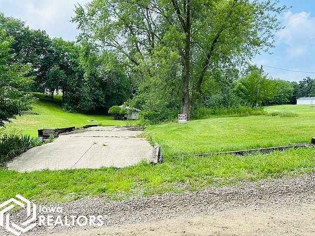 2nd image of 161 Hillcrest Rdg