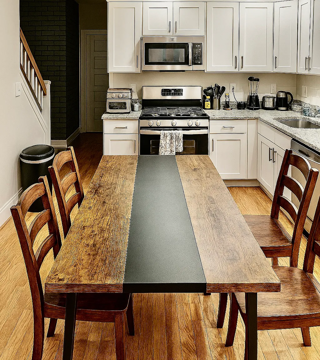 5 bed, 1582 sqft, $5,650 — Photo 3