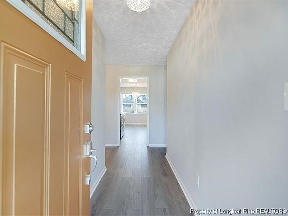 3rd image of 3513 Chaucer Dr