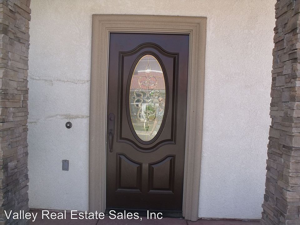 2nd image of 860 Odilia Ct