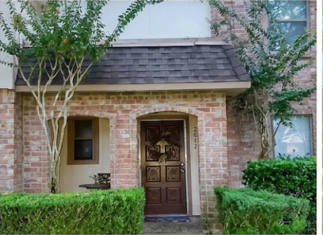3 bed, 2.5 bath, 1850 sqft, $2,000 — Photo 4