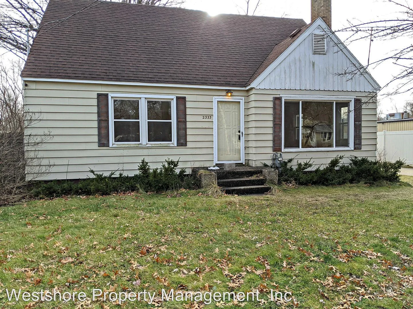 2333 W Sherman Blvd photo 1