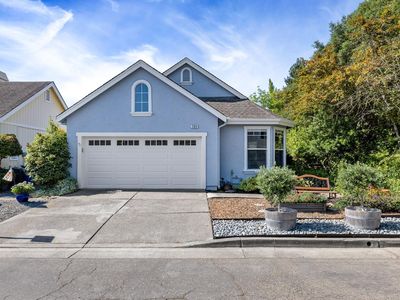 704 Mills Brothers Court, Windsor, CA, 95492