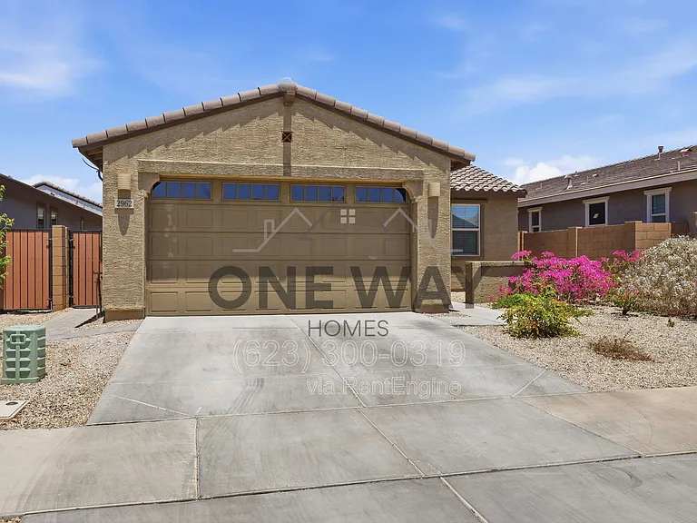 2962 E Mohave Ln — Photo 2
