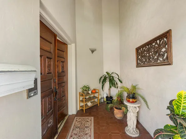 820 SW 12TH Place, Fort Lauderdale, FL 33315