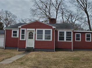 1 Terrace Ave, Niantic, CT 06357