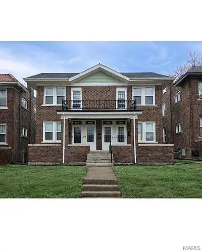 5042 Pernod Ave #1F Photo 1