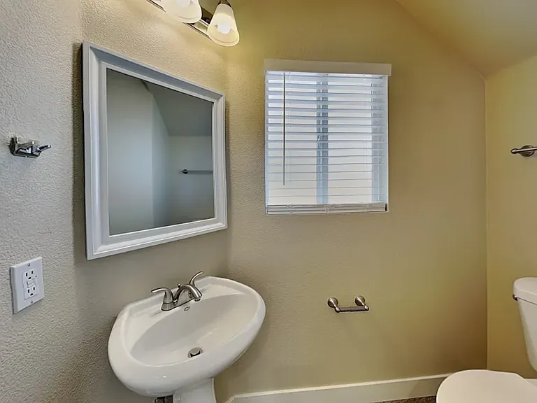 3744 Laguna Veneta Ave — Photo 17