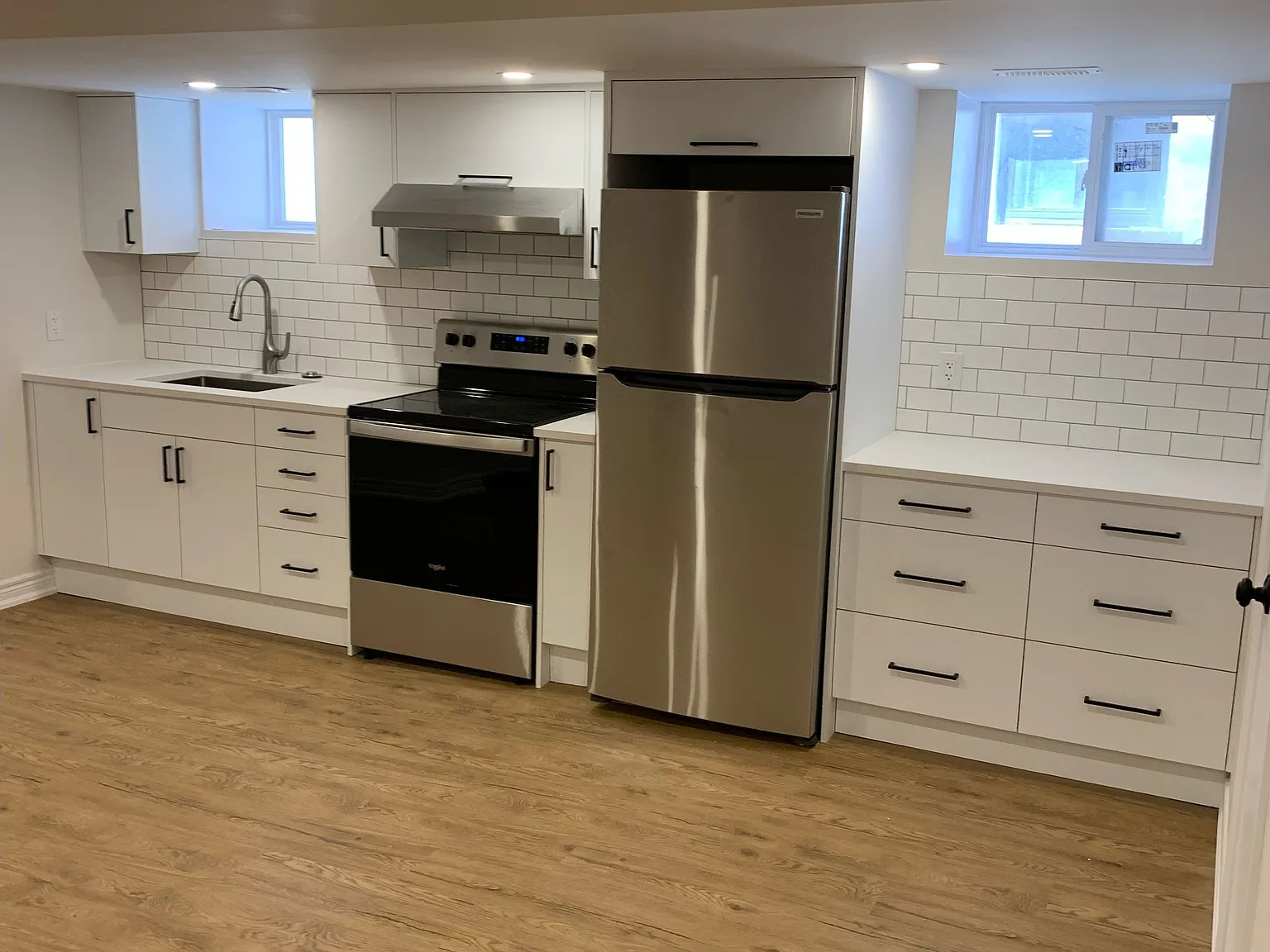 2 bed, $1,975 — Photo 4