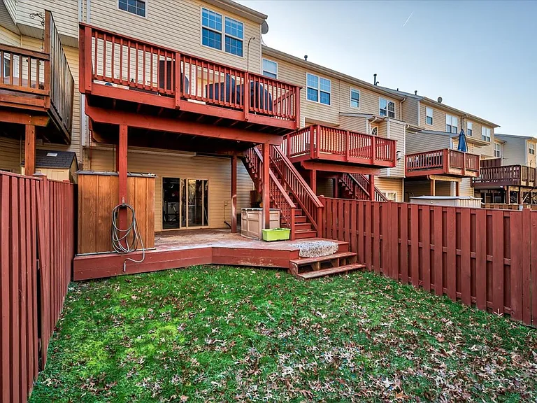 2605 Brown Alder Ct — Photo 16