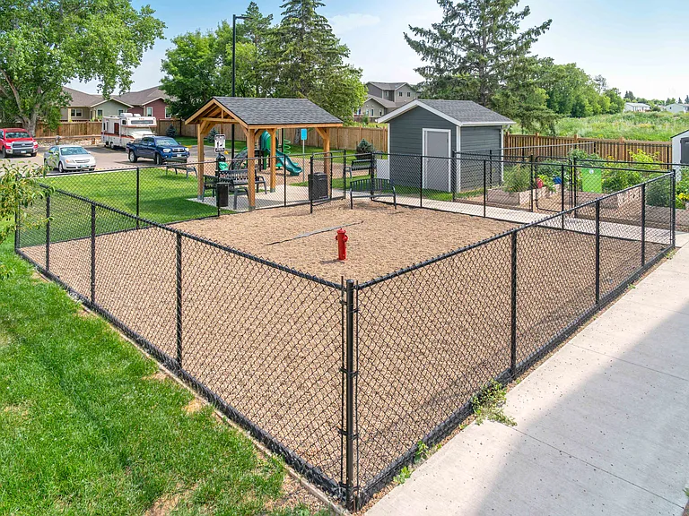 1640 Sycamore Dr — Photo 16