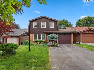 20 Melva Cres, Toronto, ON M1V 1A3