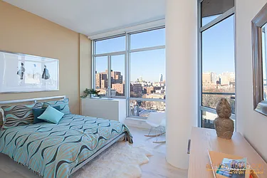 Rented by aptsandlofts.com