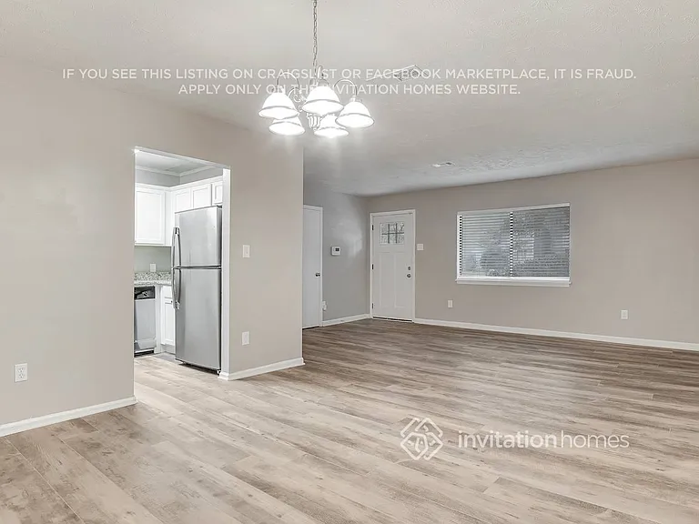 1728 W Austin Rd — Photo 3